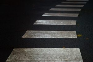 One Hurt in Kansas City Pedestrian Accident on I-70 Near I-635